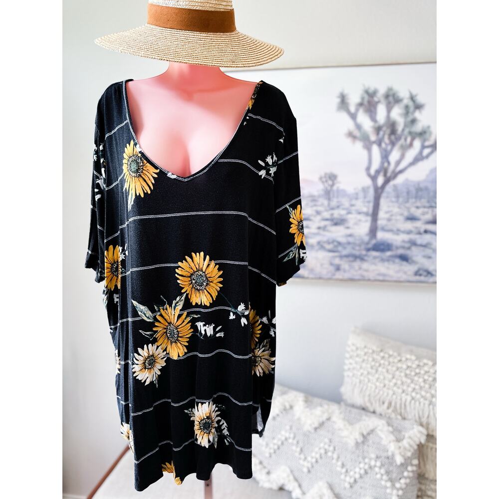 Chasing Sunbeams Golden Hour sunflower Soft + slouchy oversize tunic plus - Picture 3 of 3